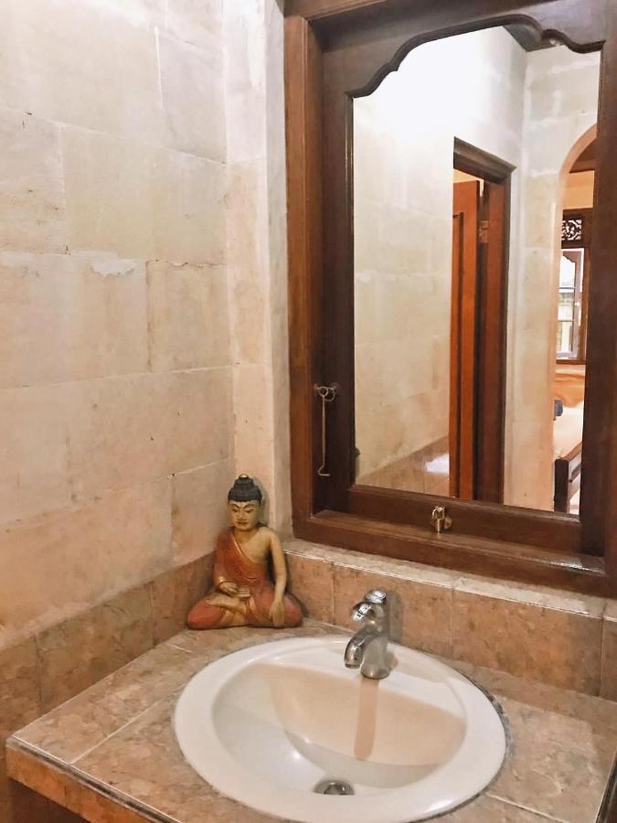 Darma Yogi House Hotel Ubud Exterior foto