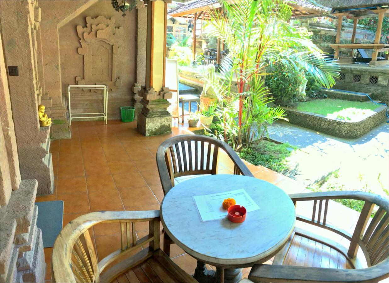 Darma Yogi House Hotel Ubud Exterior foto