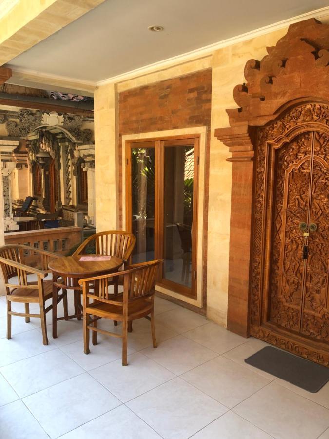 Darma Yogi House Hotel Ubud Exterior foto